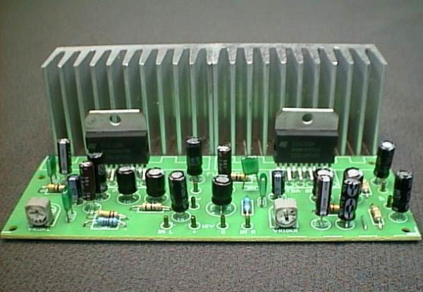 FK608 BTL 15 W Stereo Amp